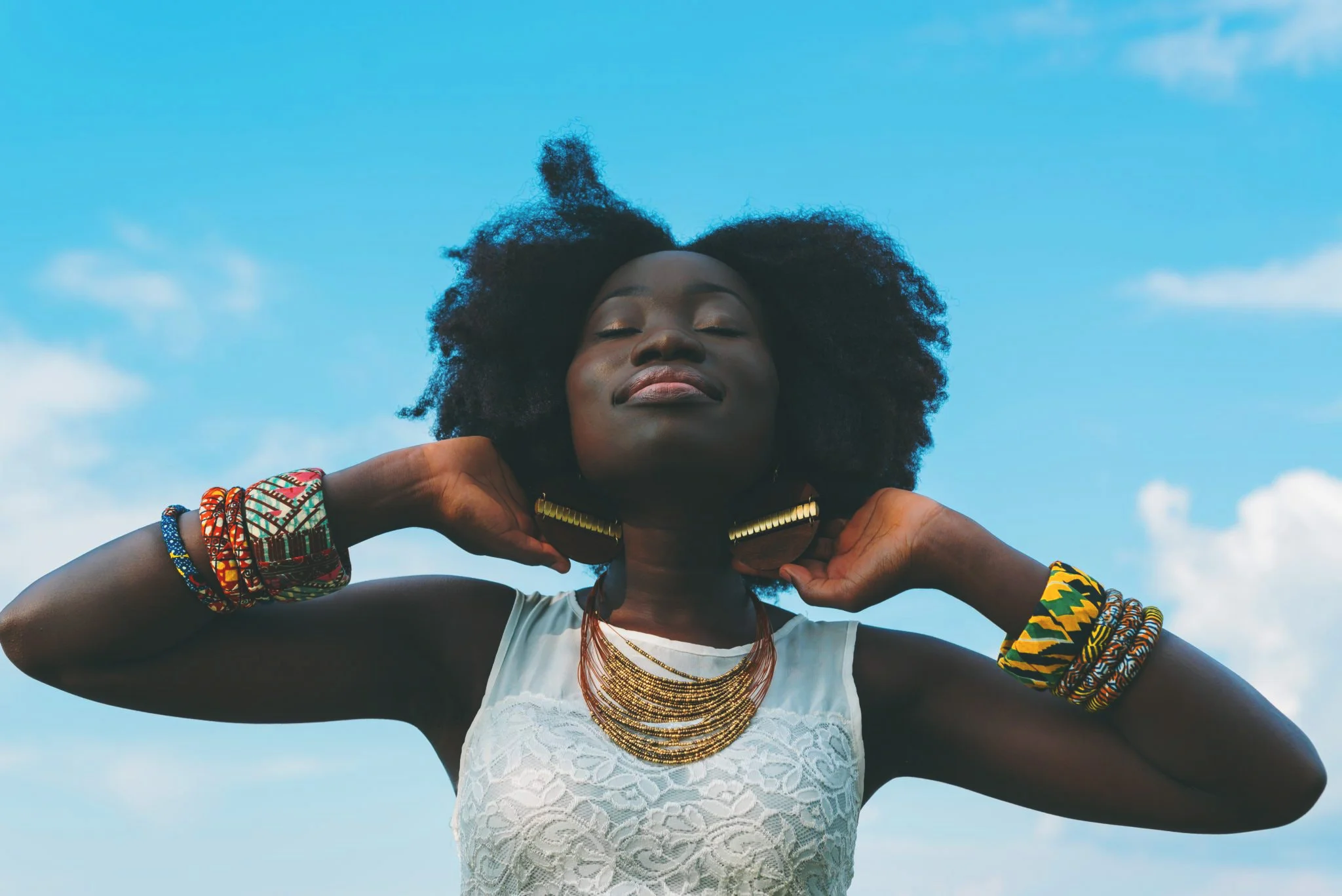 accessories-afro-beautiful-9359856.jpg