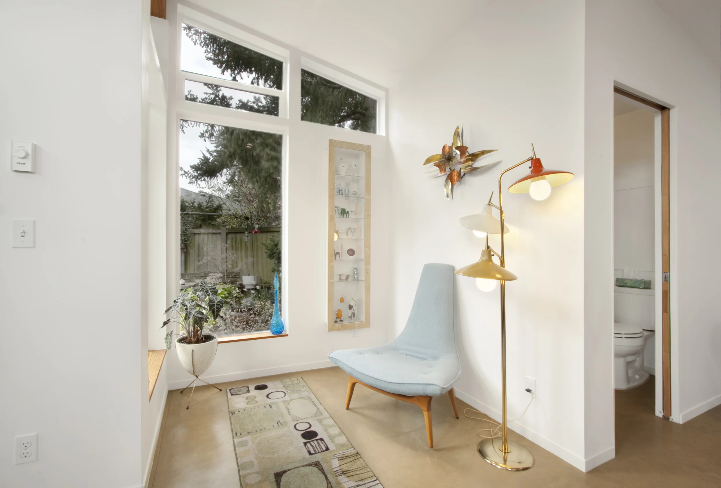 F-Orchid Studio Int 06.jpg