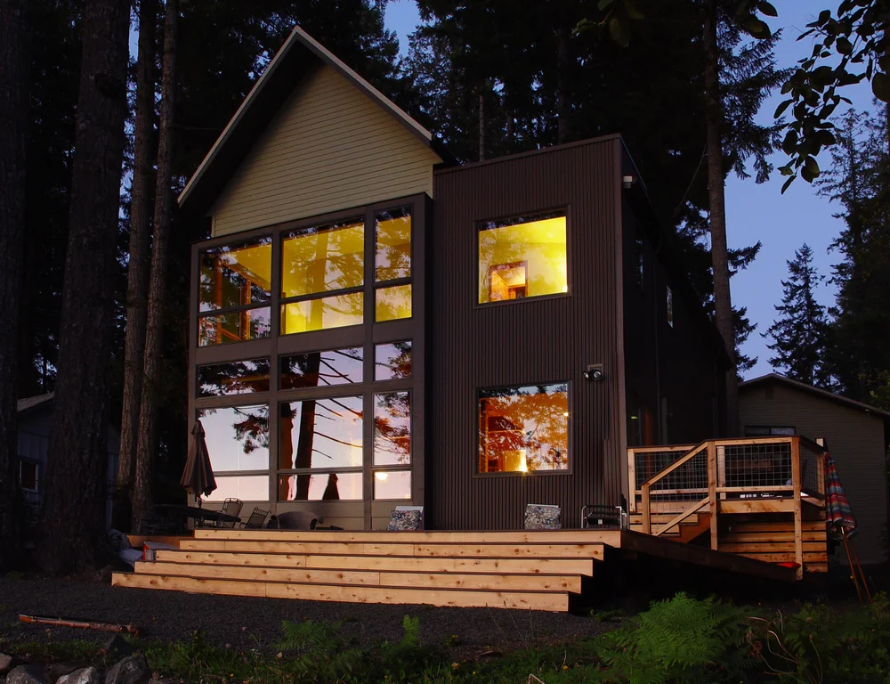 Lake House_View 2.jpg