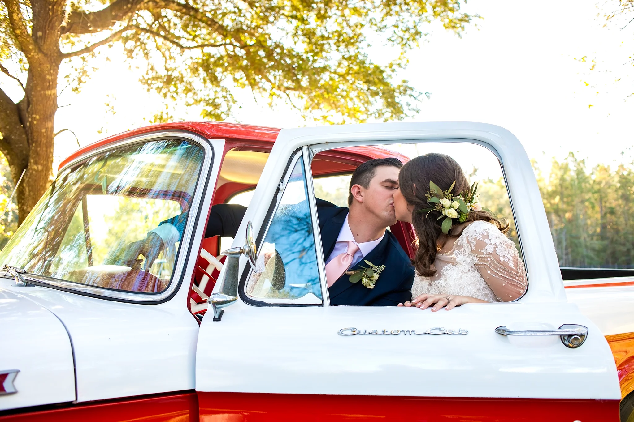 The White Barn Wedding | Brooksville, Florida | S & M