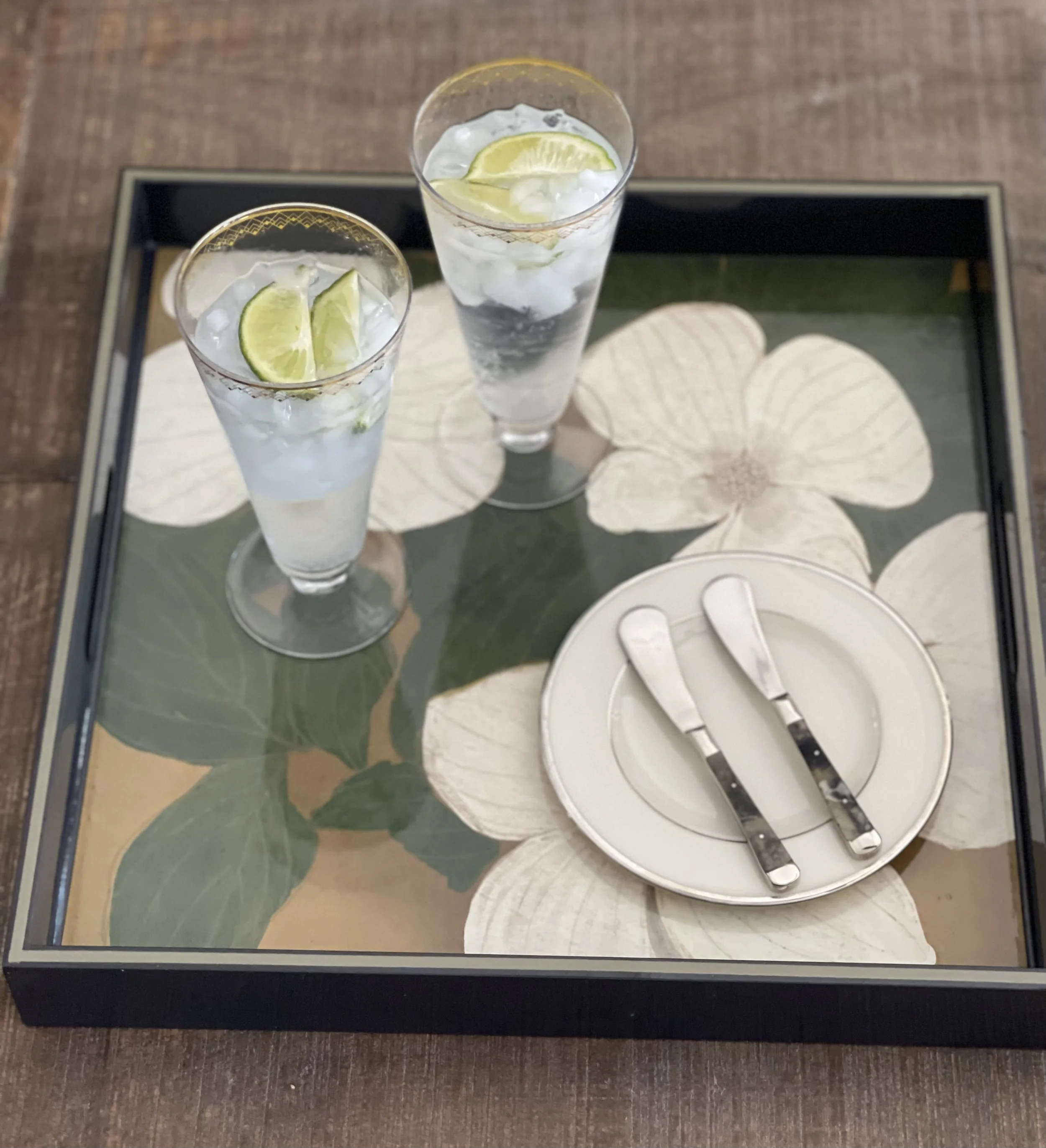 dogwood-tray_and_cheese-spreaders.JPG