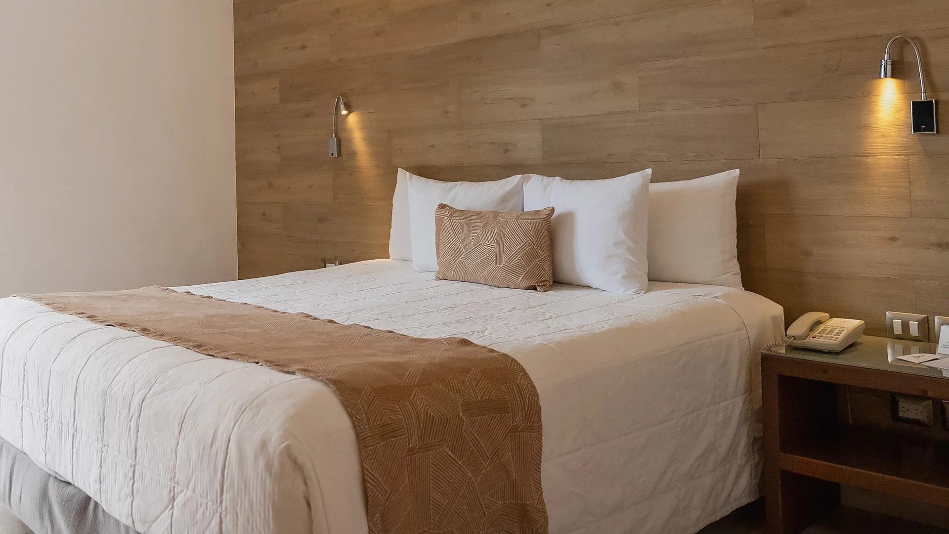 hotelcatedrallapaz-habitaciones-habitacionsencilla-02-694ac507d73d6.webp