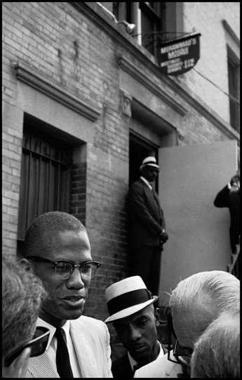 PHOTO CREDIT: Leonard Freed RESEARCH CREDIT: Zaheer Ali