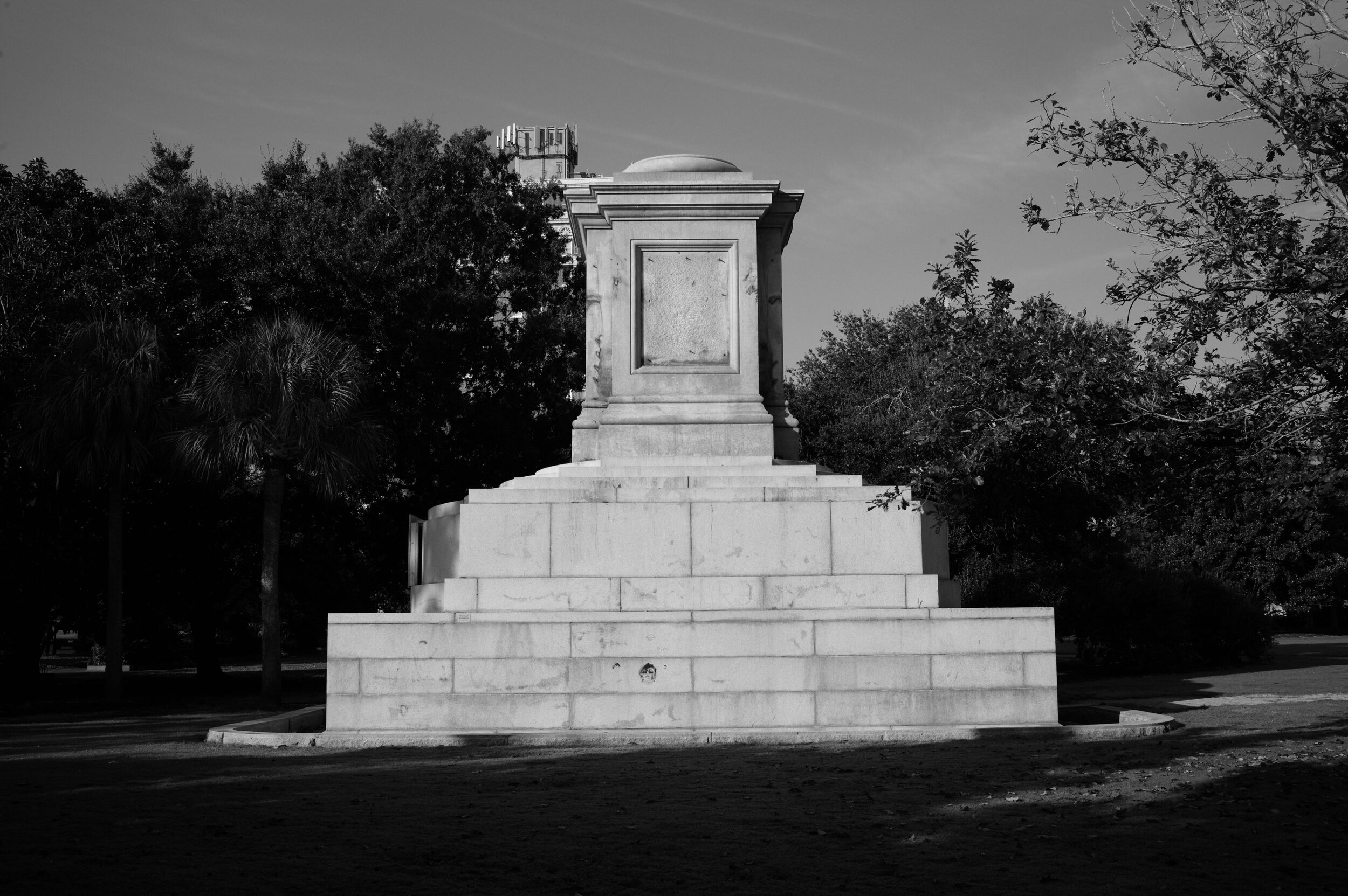 Calhoun Monument