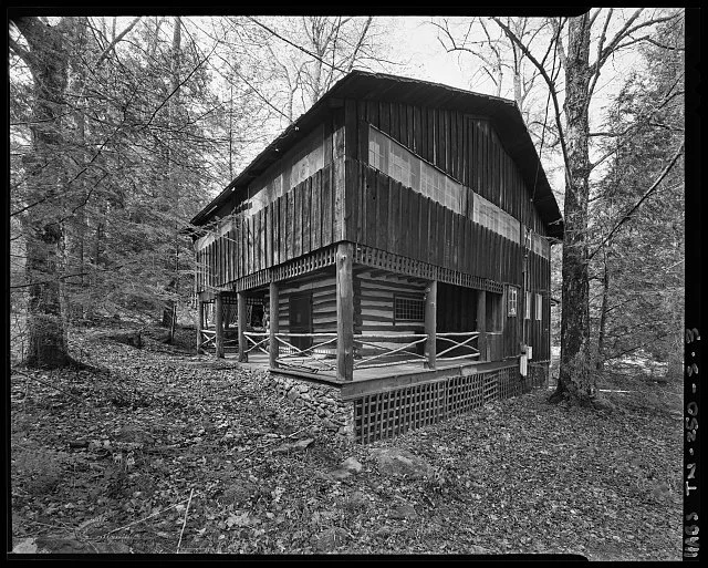 Elkmont Cabin 18. HABS No. TN-250-S-3.