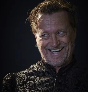 Michael Hurst, No Holds Bard, 2018