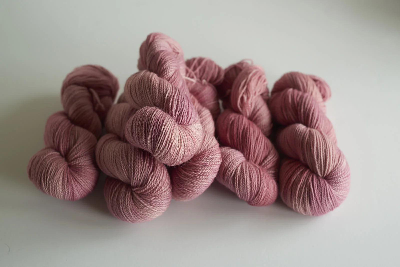 Peony - BFL 4 ply