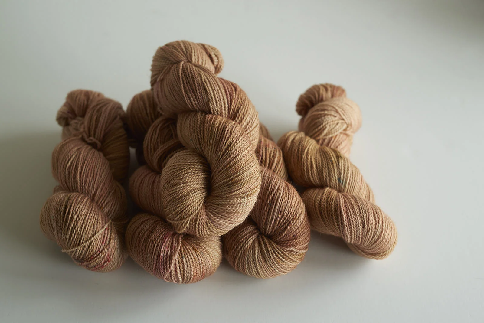 Rose Gold Dust - BFL 4 ply
