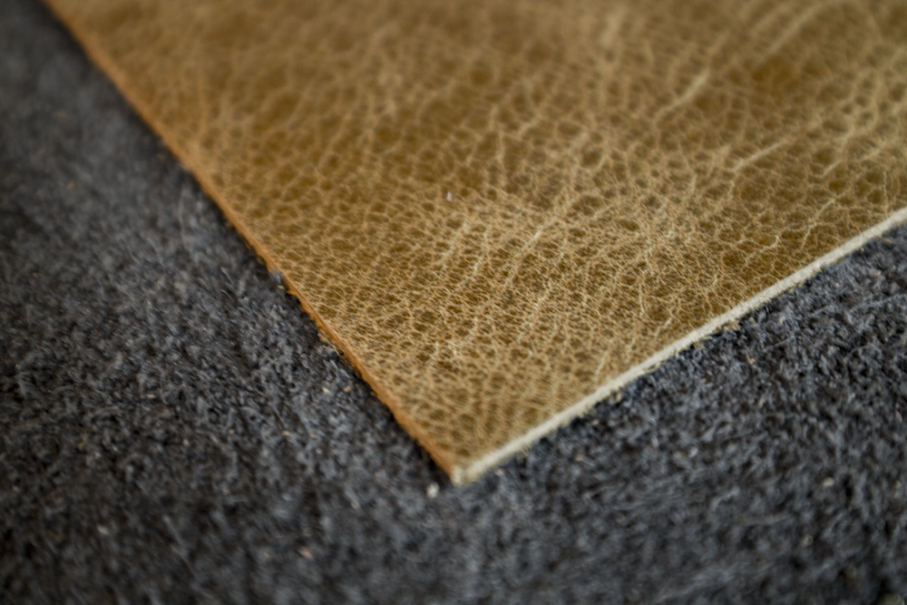 Mini April Distressed Olive