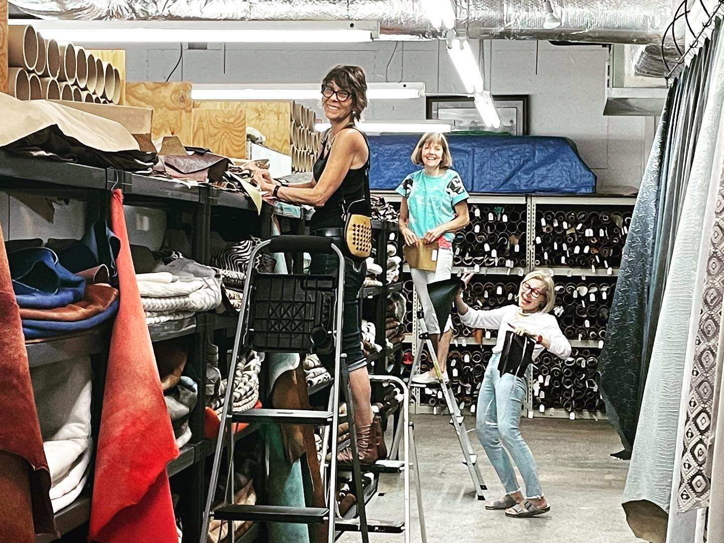 Got another one! The girls finding buried treasure in the Bellapelle Showroom! Schedule an appointment today to come by and see our collection. 

#bellapelleleather #bellapelle #leatherhide #leatherupholstery #leatherimports #interiordesign #leather 