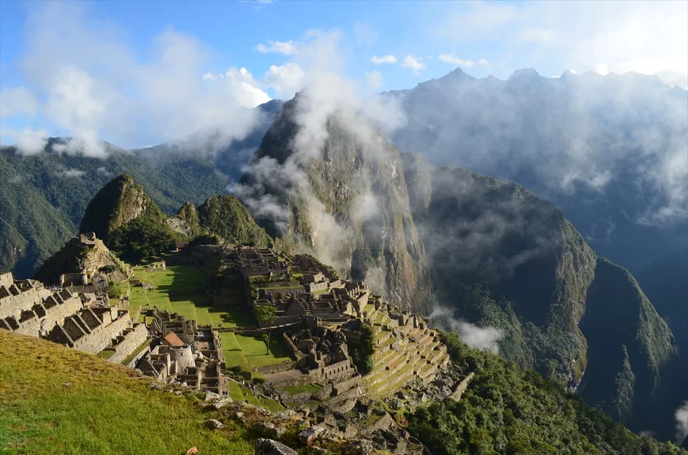 travel_machupicchu2.jpg