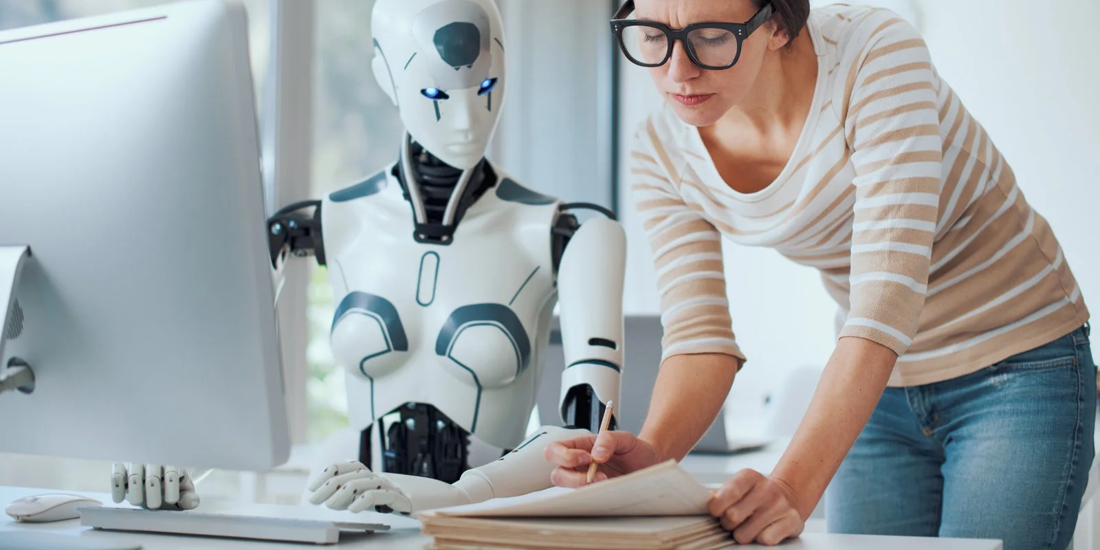 How To Add An AI Graphics Tool Into Your Learning &amp; Development Graphics Production Workflow