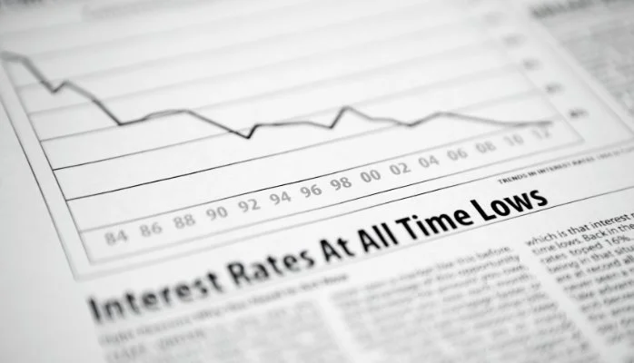 28/08/15: Busting the bond myth