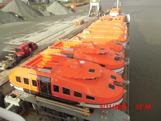 Lifeboats MV Tingo STADE - MONFALCONE 1.JPG