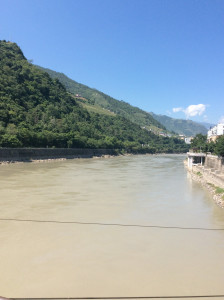 Nujiang River and Xiangyang Bridge.