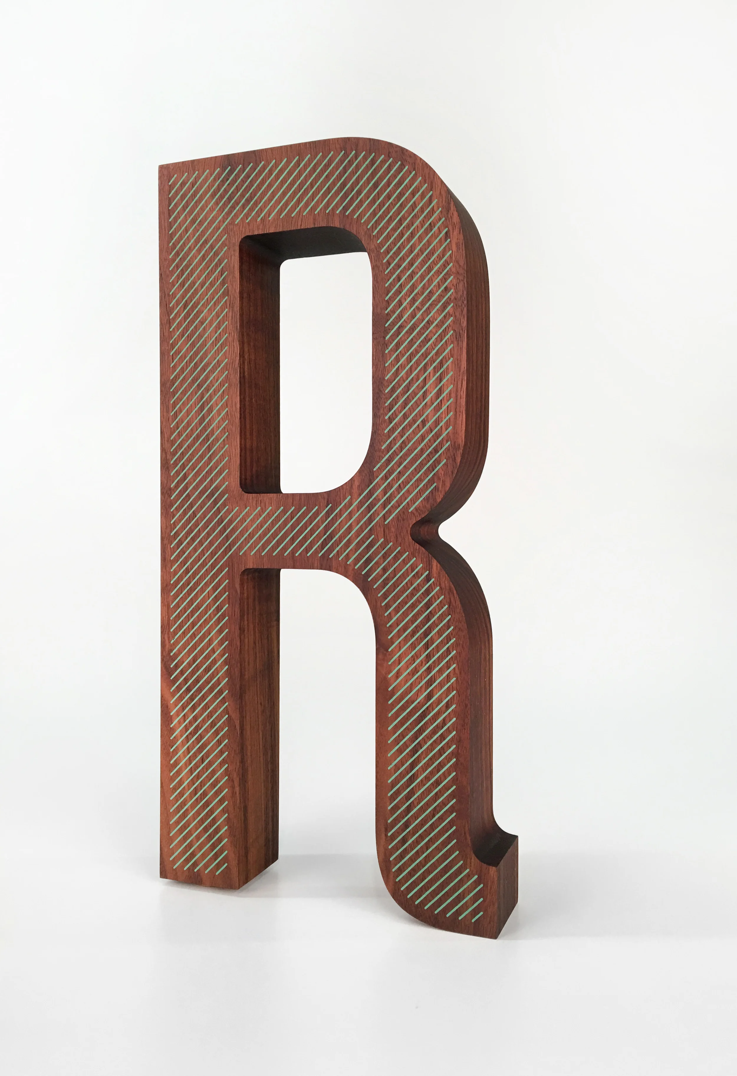 R