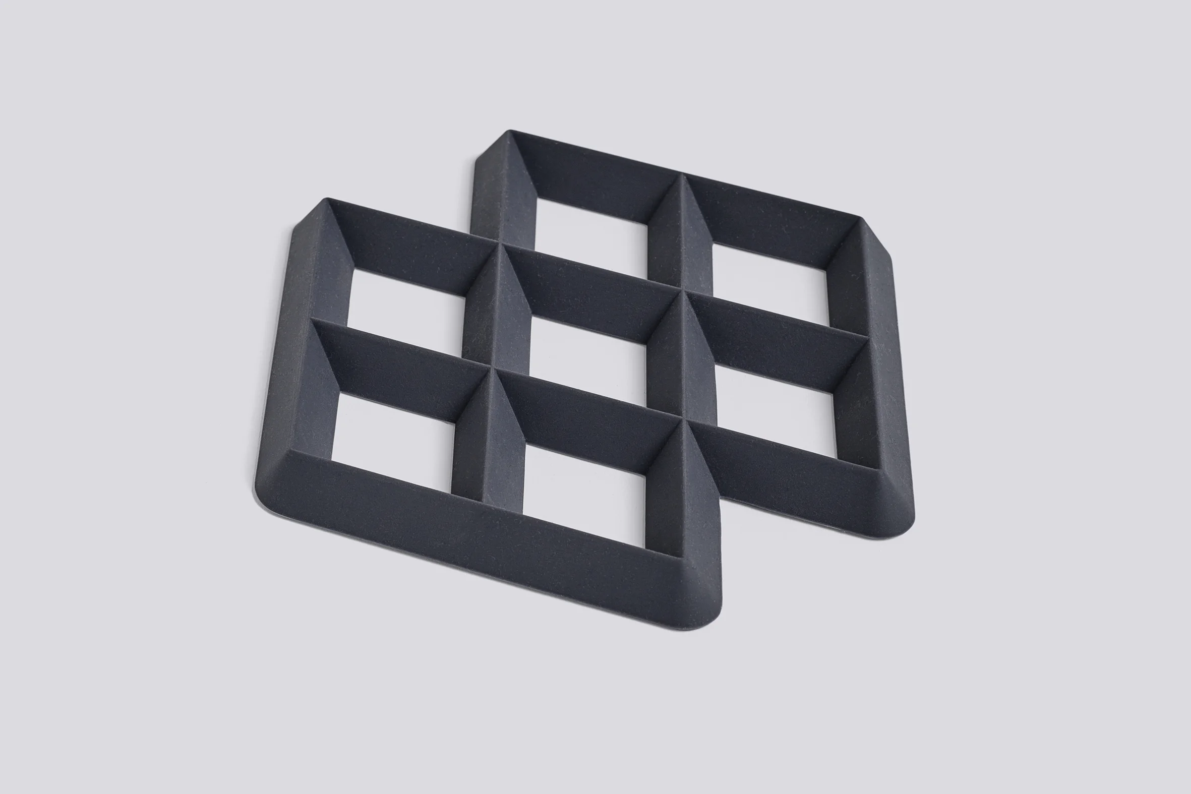 Rhom Trivet charcoal.jpg