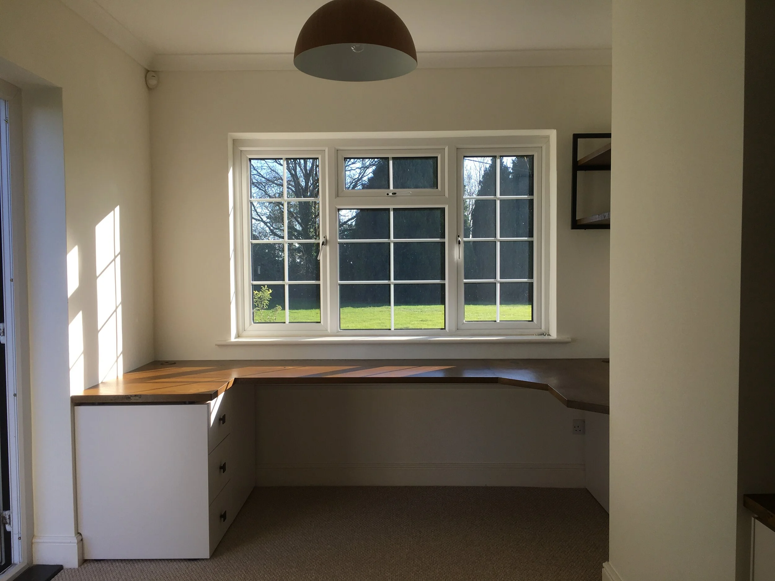 Bespoke home offices handmande in London & Kent