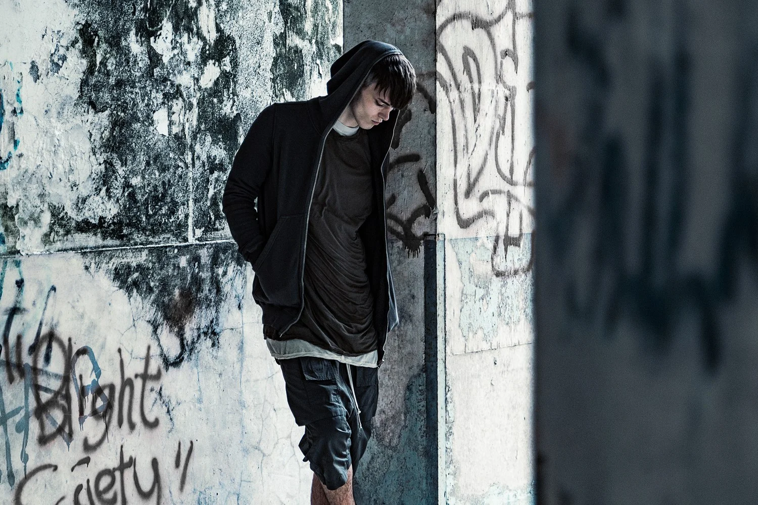 rick-owens-drkshdw-2016-spring-summer-collection-06.jpg