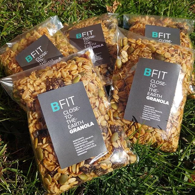 Preparing samples of Close-to-the-Earth Granola for the BFIT open house on Saturday, October 27th.

#sharkcommunications #closetotheearthgranola #bfitvt #granola #marketing #advertising #vermont #design #branding #burlington #vt #creative #agency #gr