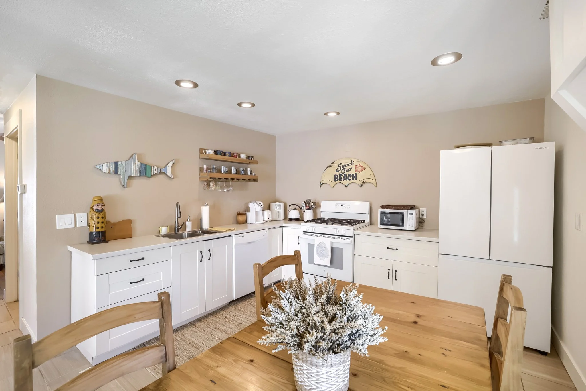 407 Seventh St - MLS Sized - 011 - 11 Dining Room.jpg