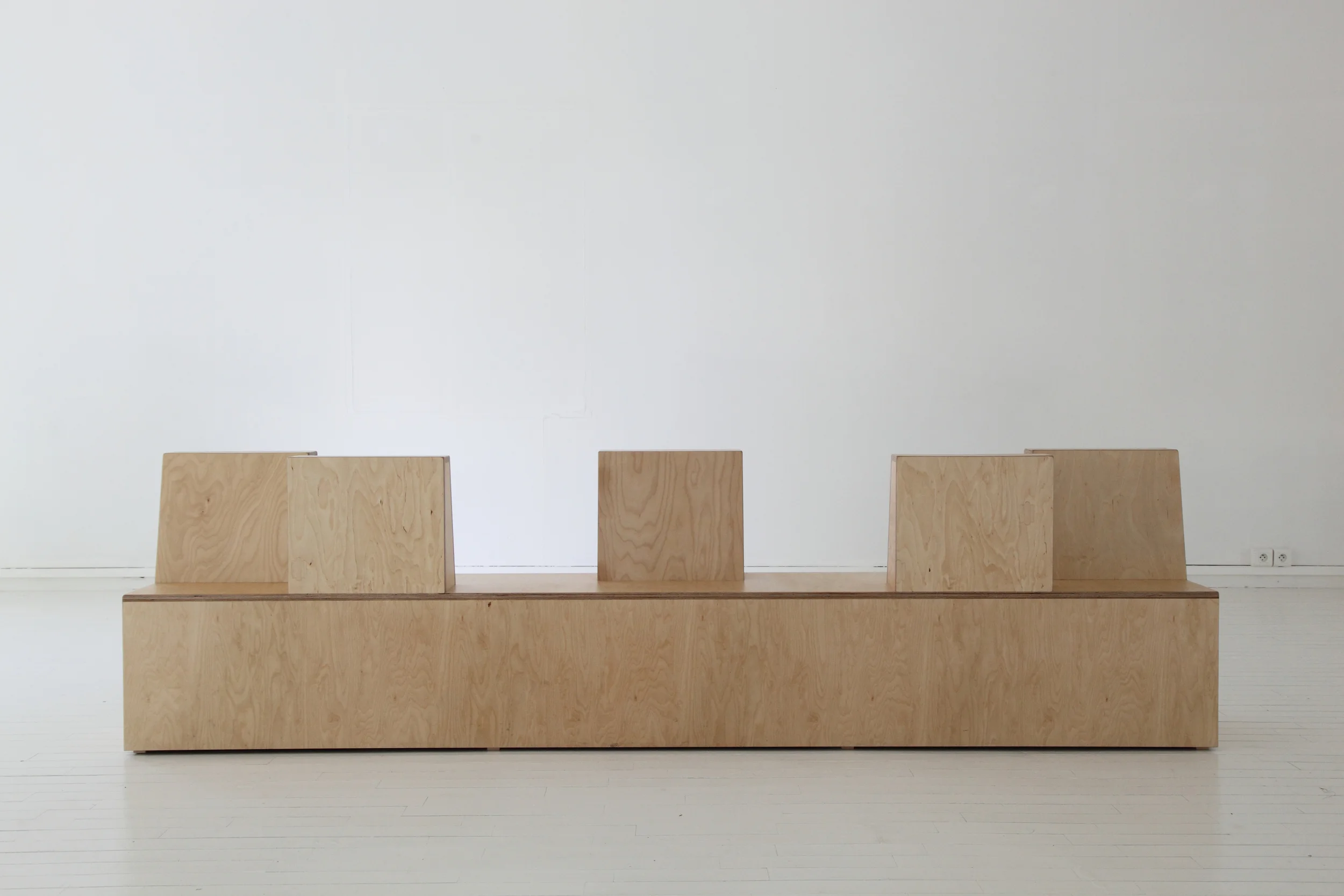 Galerie MICA à Rennes - objet design - BANC