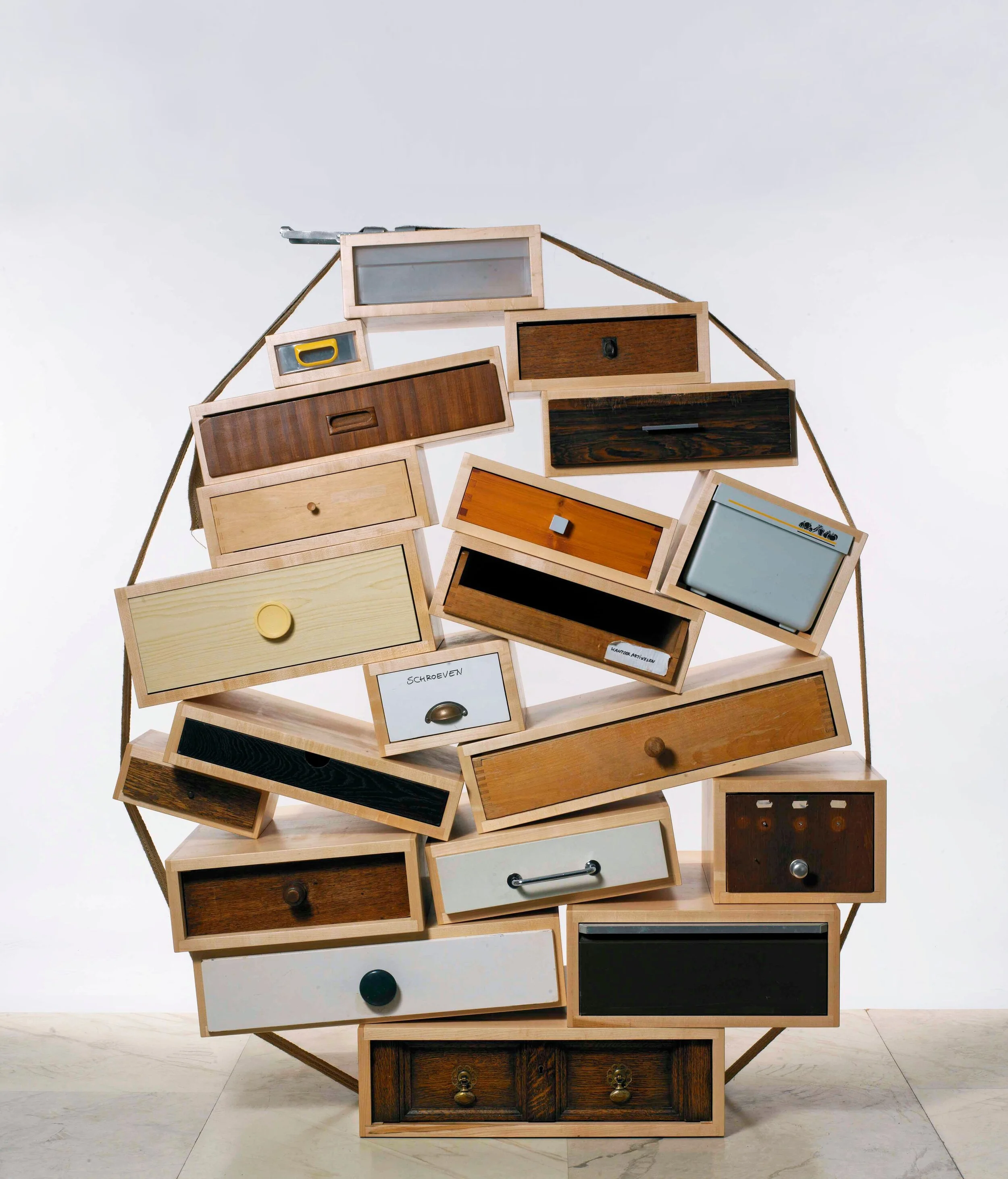 CHEST OF DRAWERS