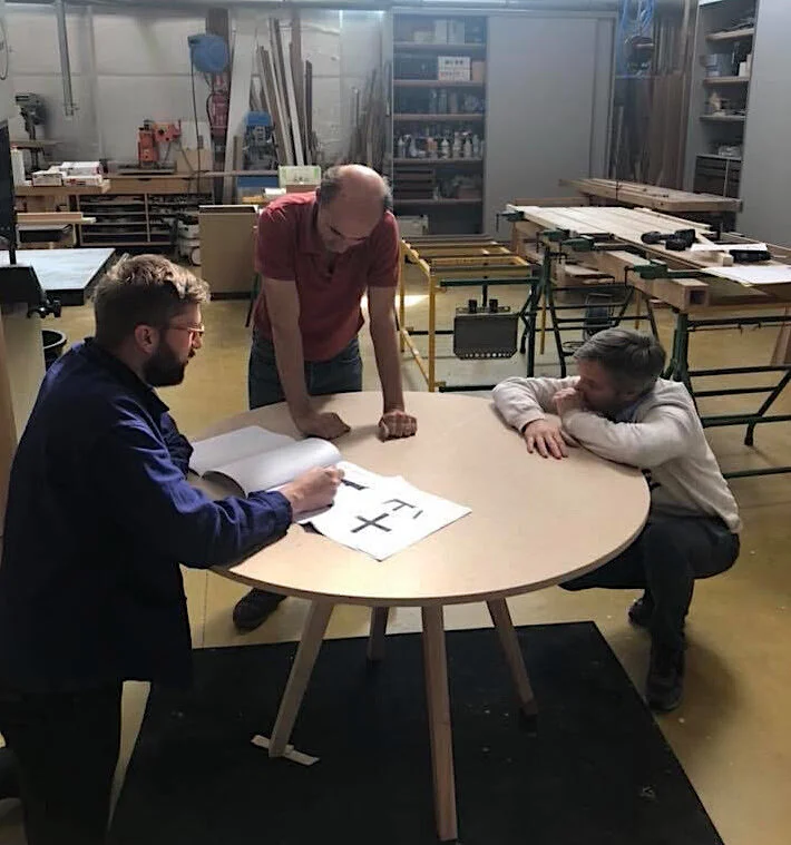 REFLECTION BY MICHAËL CHENEAU 2/4 