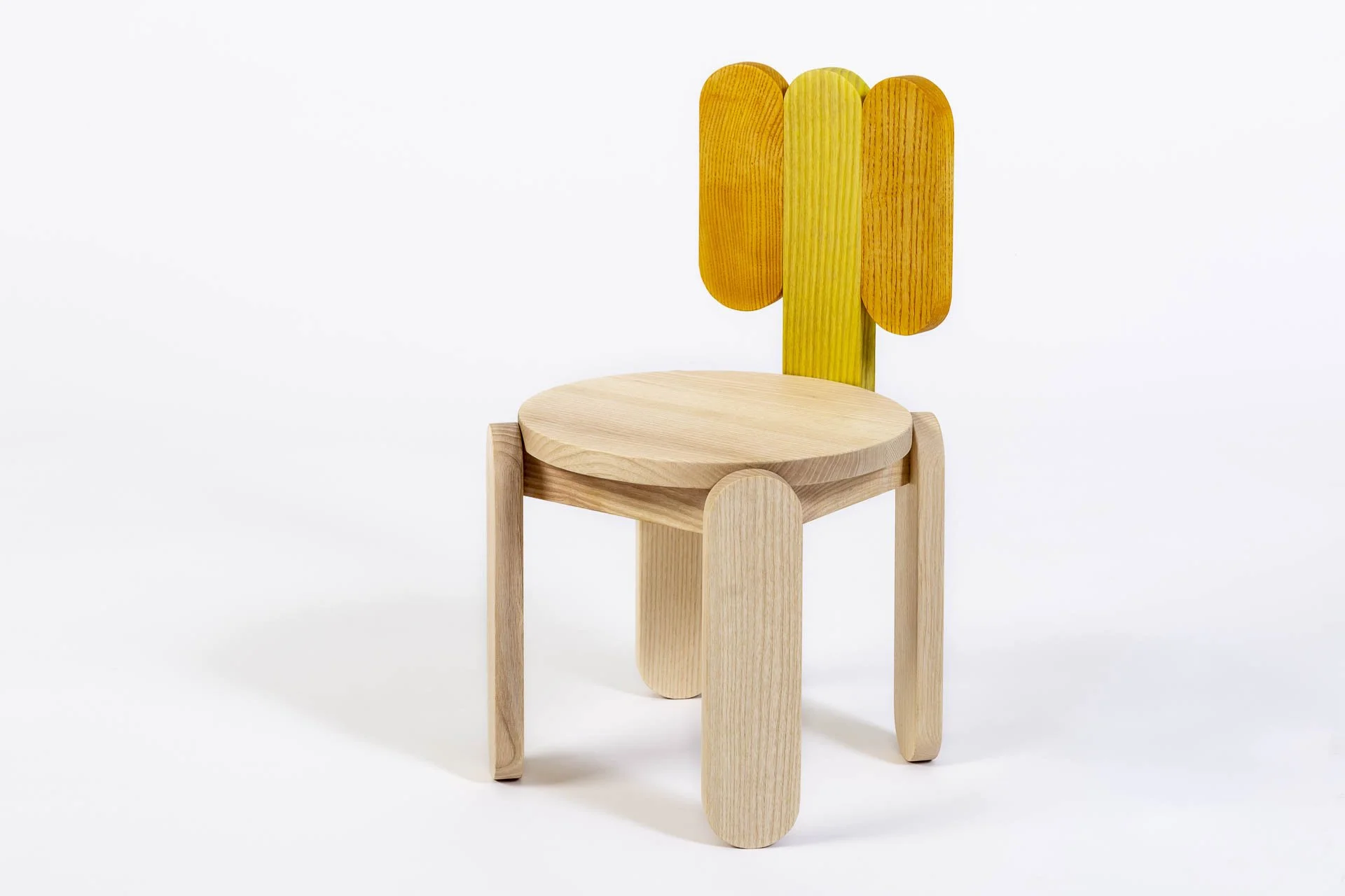 PETIT ARC-EN-CIEL : CHAIR R #2