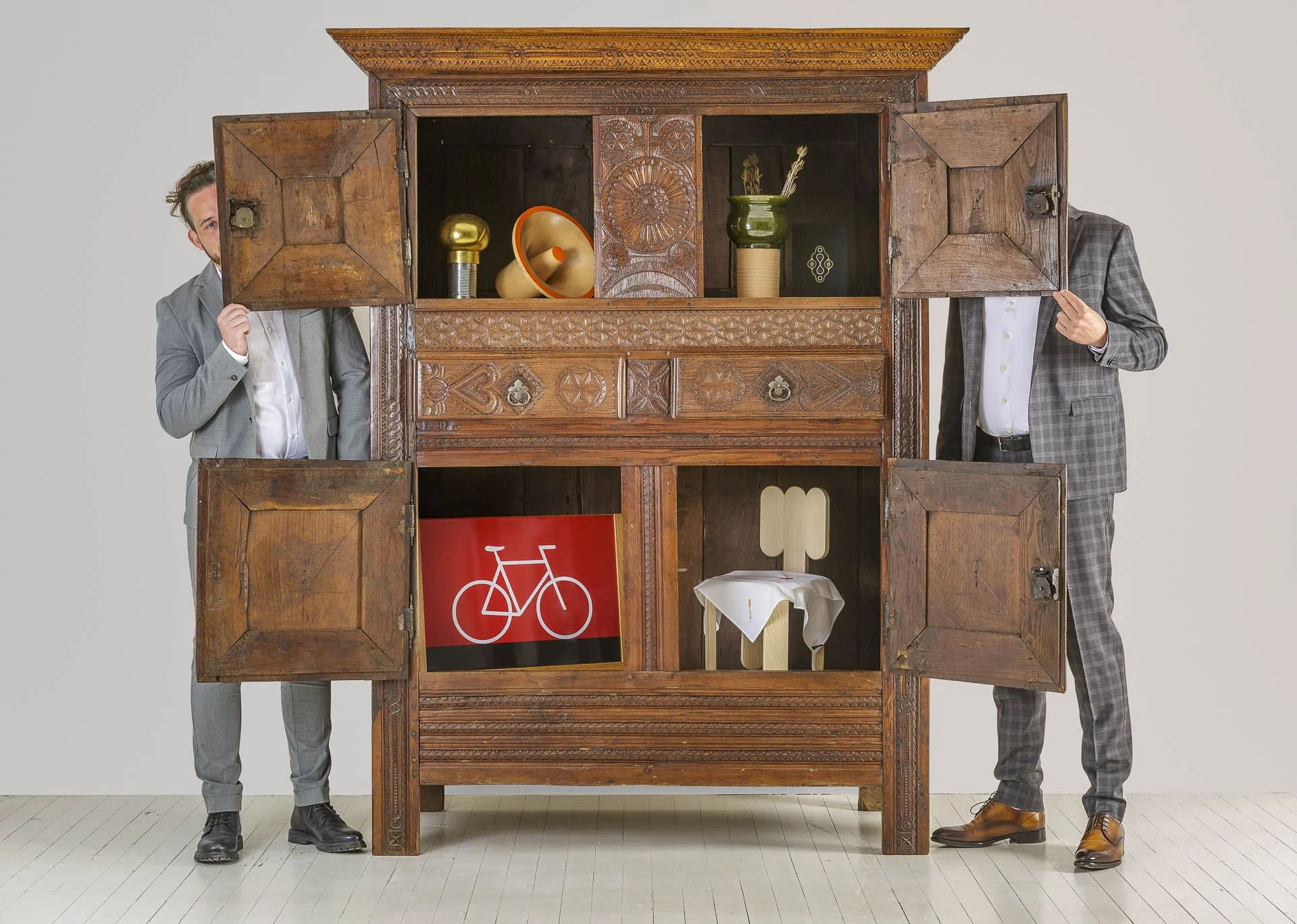BRETON CABINETS