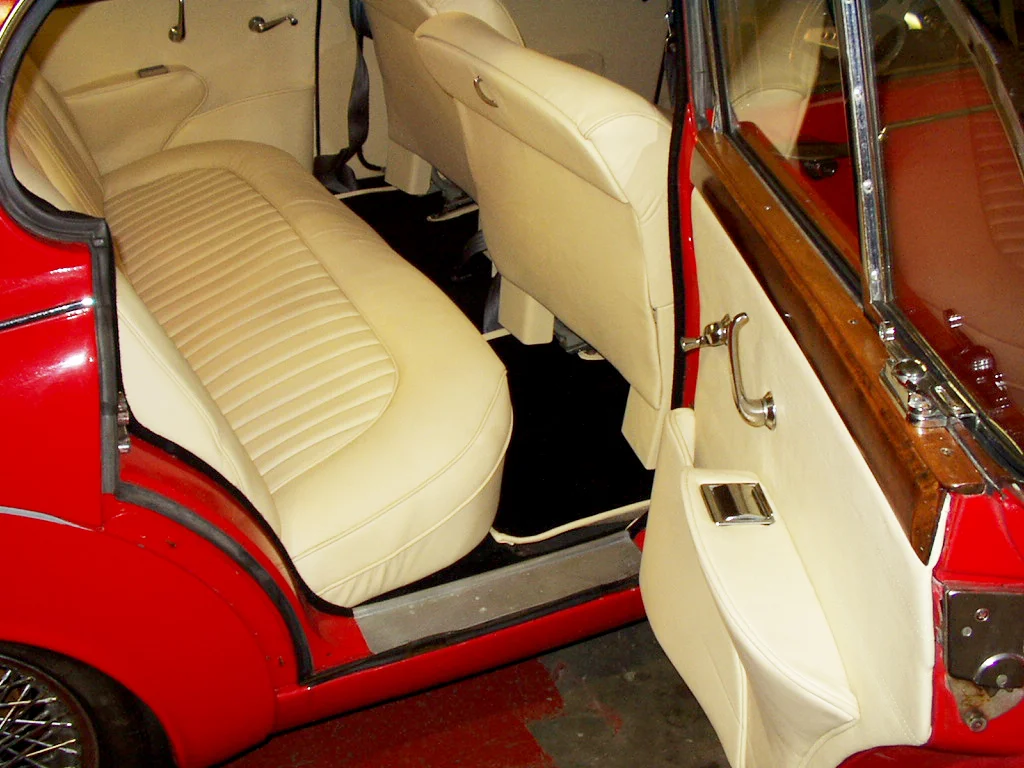 Jaguar 3.4 1967006.JPG