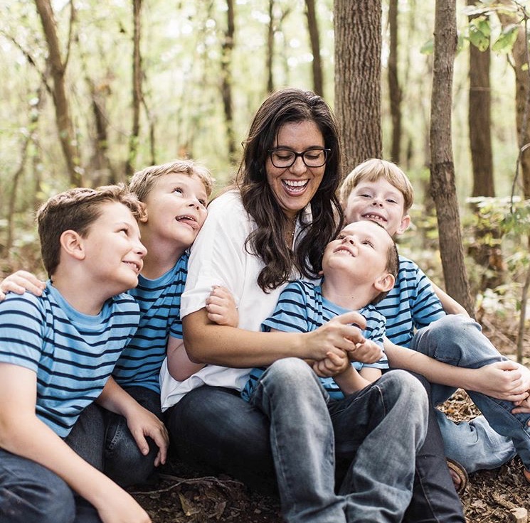 Elsie Iudicello Podcast: Girls' Club Book Podcast Series