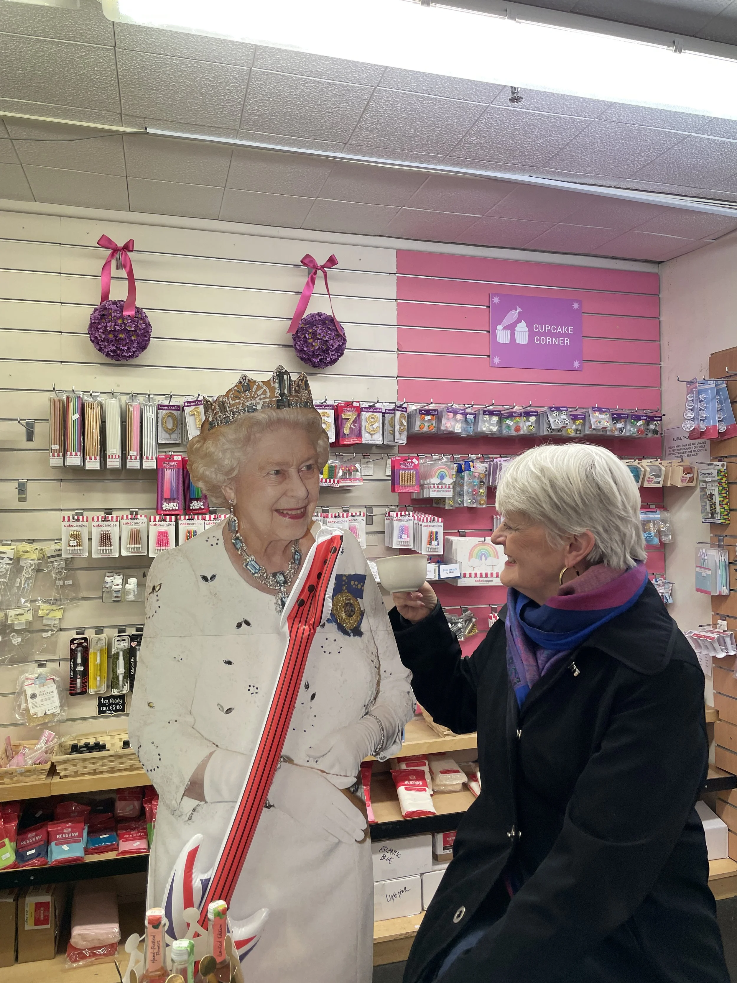 Cheers to Queen Elizabeth!
