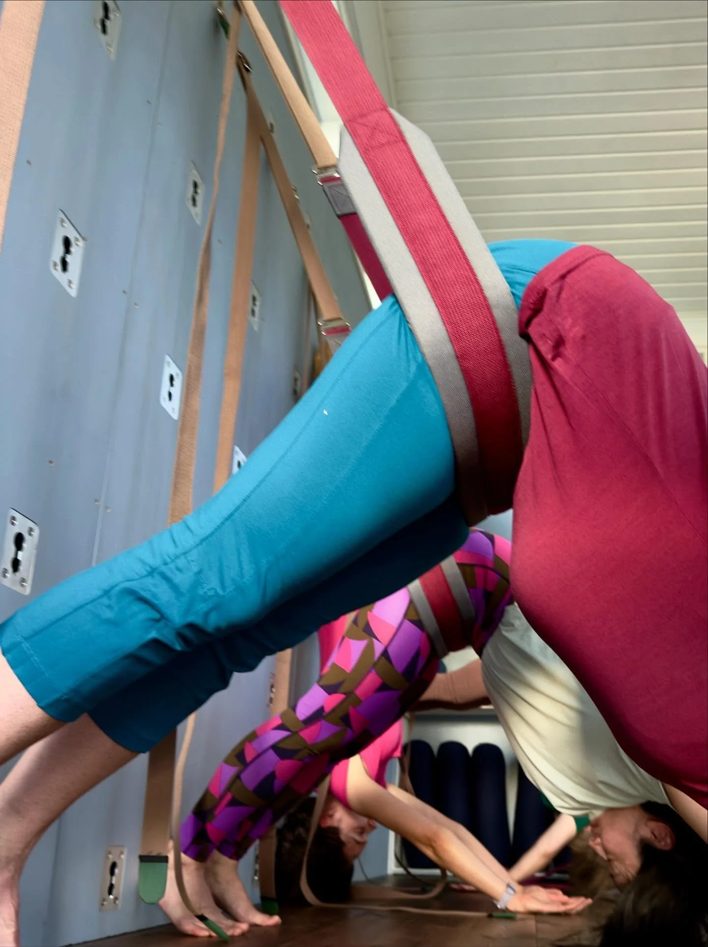 The past weekend brought four lovely ladies to my studio in Nagu. 
In the many hours we spent exploring, practicing, analyzing, talking, breathing, meditating my focus was not on taking pictures, but I did manage to get a few. Of varying quality. Sho