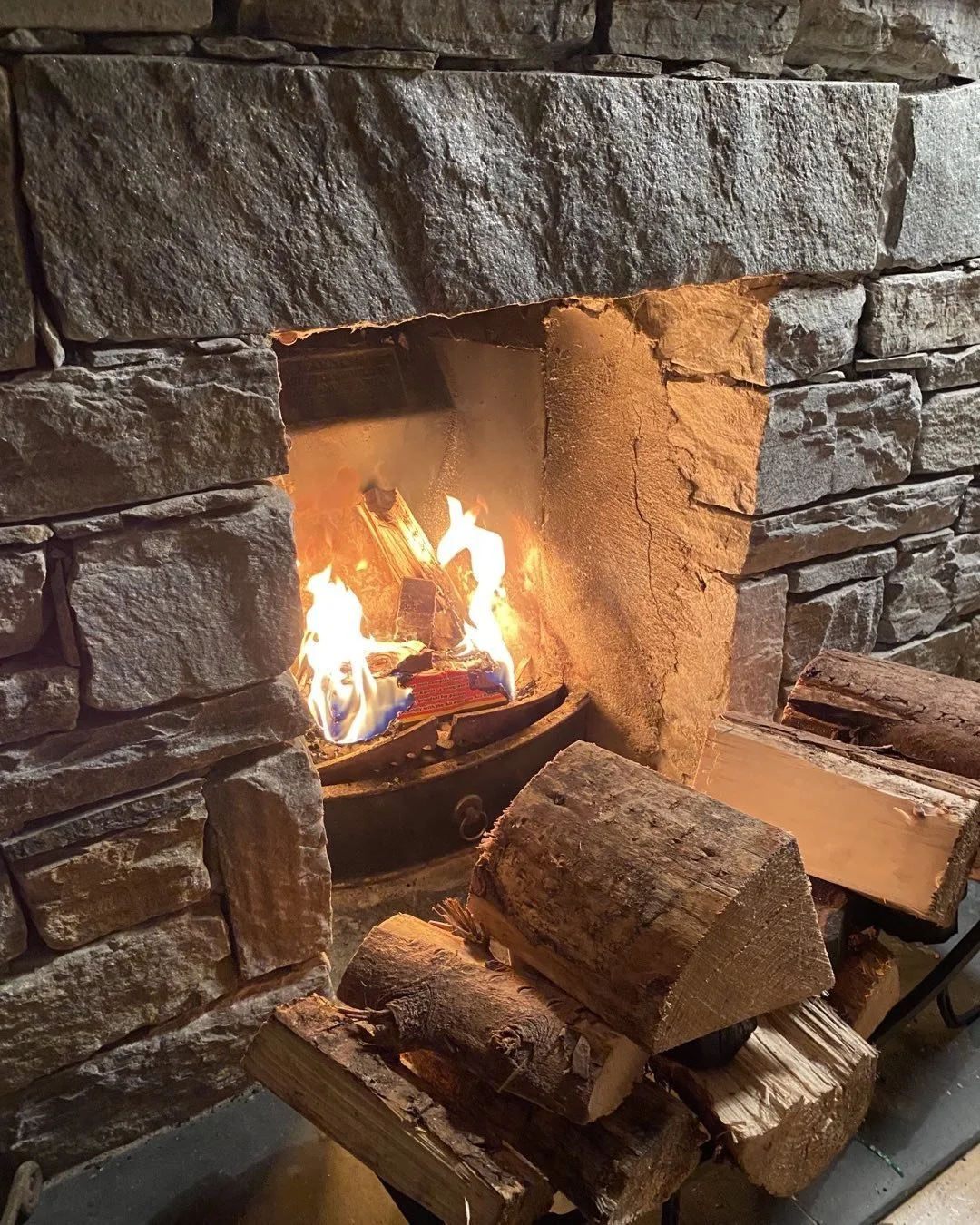 Craiclin’ fire in Connemara