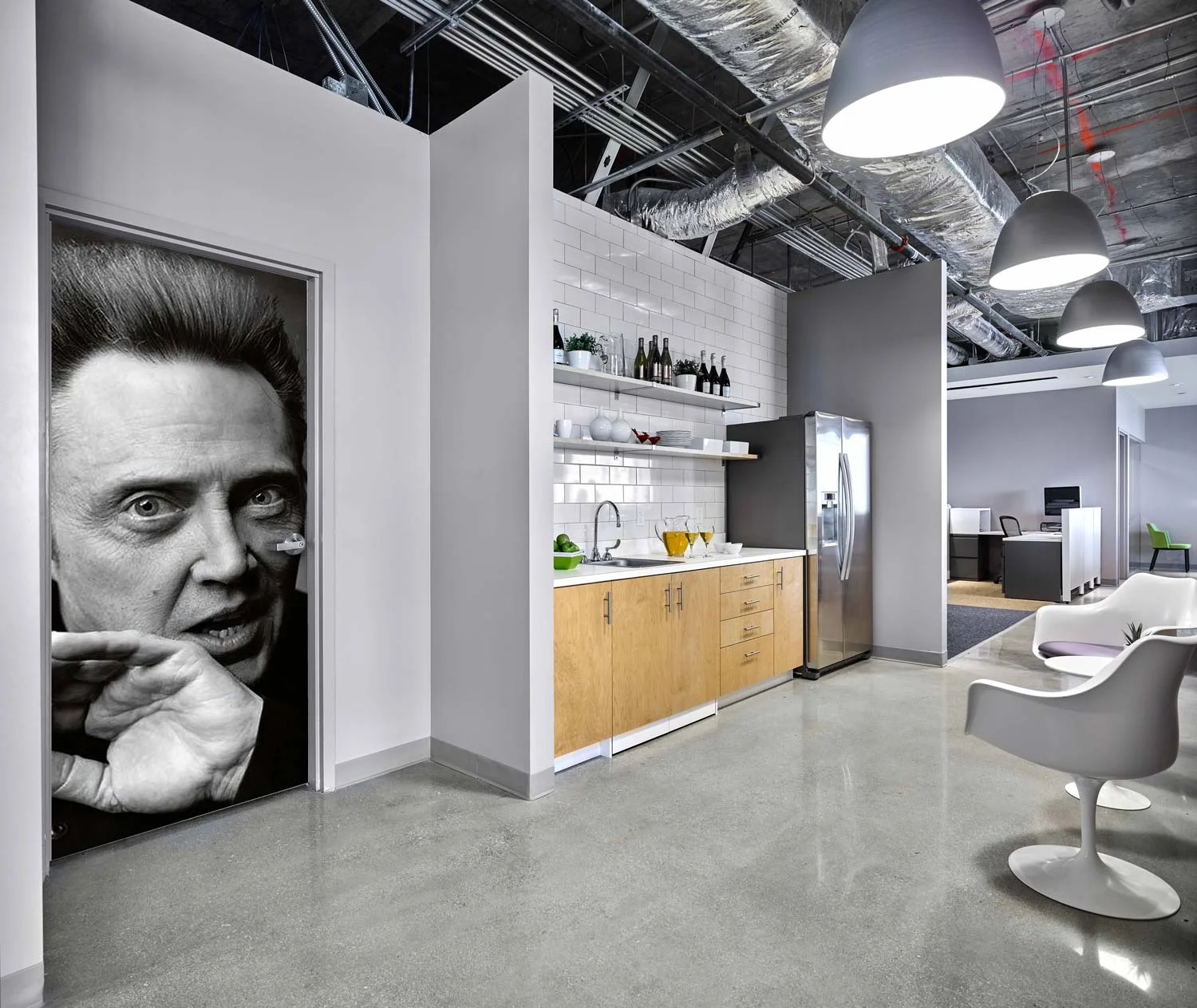  WORK SPACES |  On Board Media  