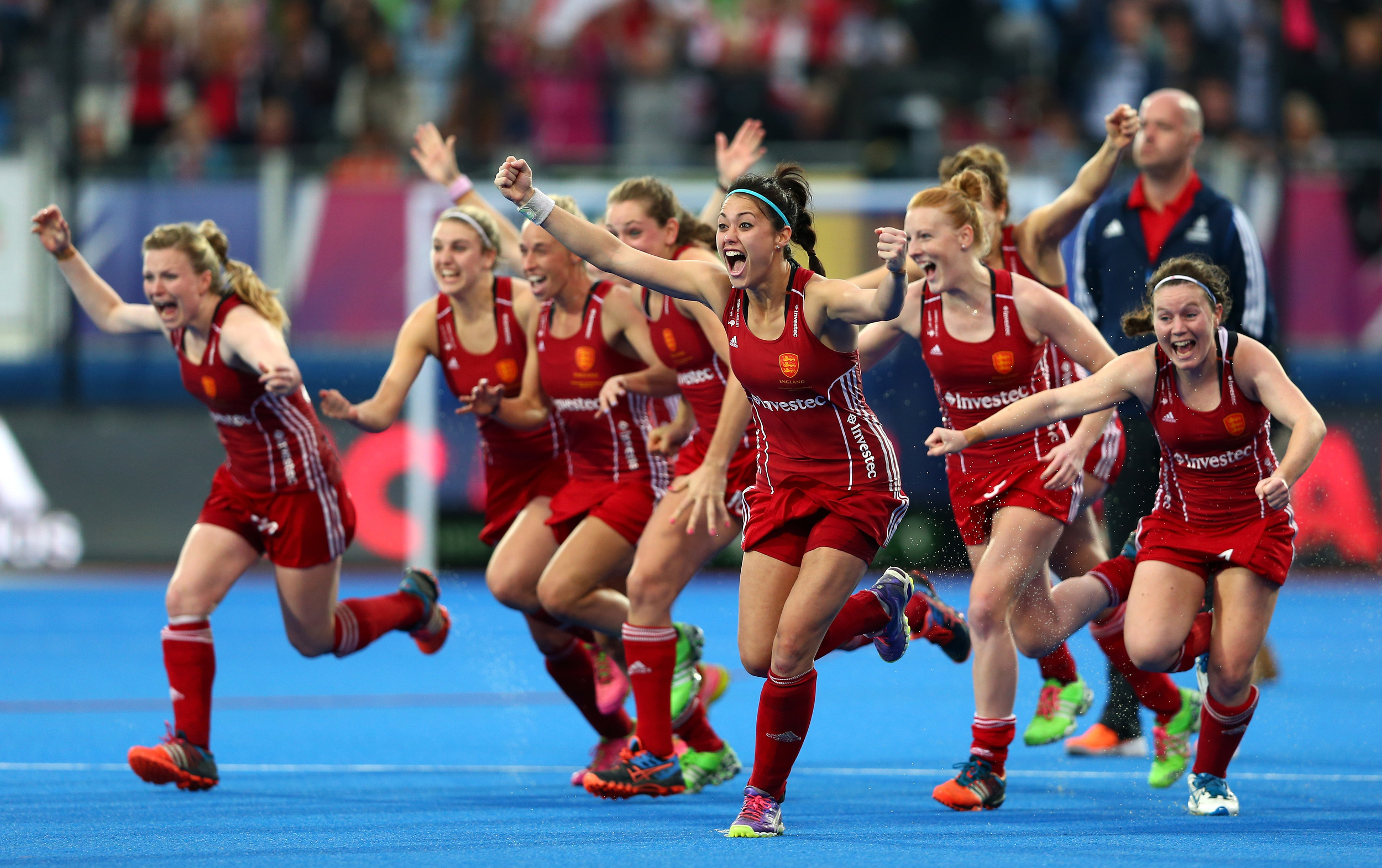  England Women's Hockey team celebrate victory. 