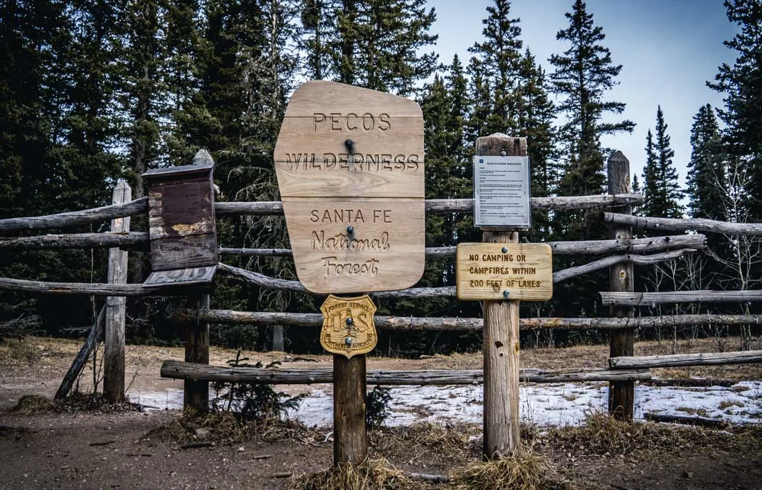 womenwhoexplore-womenwhohike-toddeclark-nature-adventure-mountains-mountain-outdoors-hike-wanderlust-beautiful-naturelovers-love-view-outdoor-neverstopexploring-backpacking-climbing-wilderness-optoutside-keepitwild-bw-2.jpg