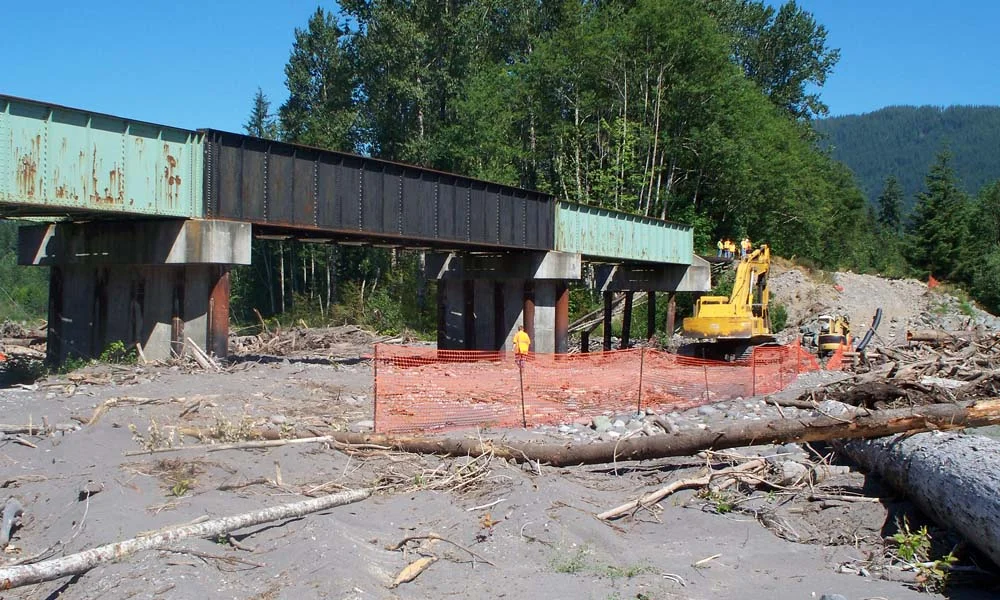 NISQUALLY RIVER TRESTLE REPAIR , Elbe, Washington Owner/Client : City of Tacoma Services : Structural Engineering, Environmental Permitting
