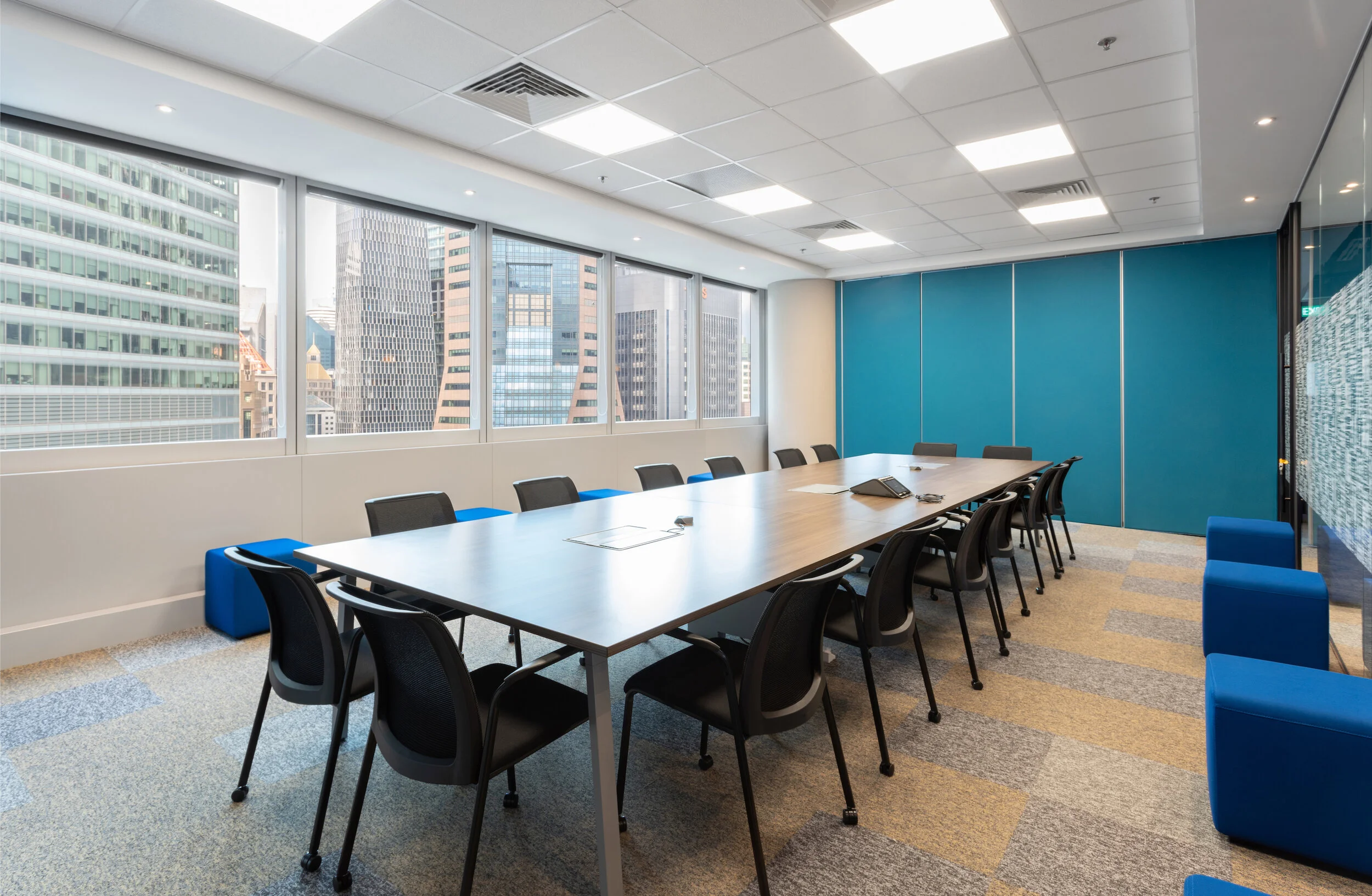30rafflesplace5.jpg