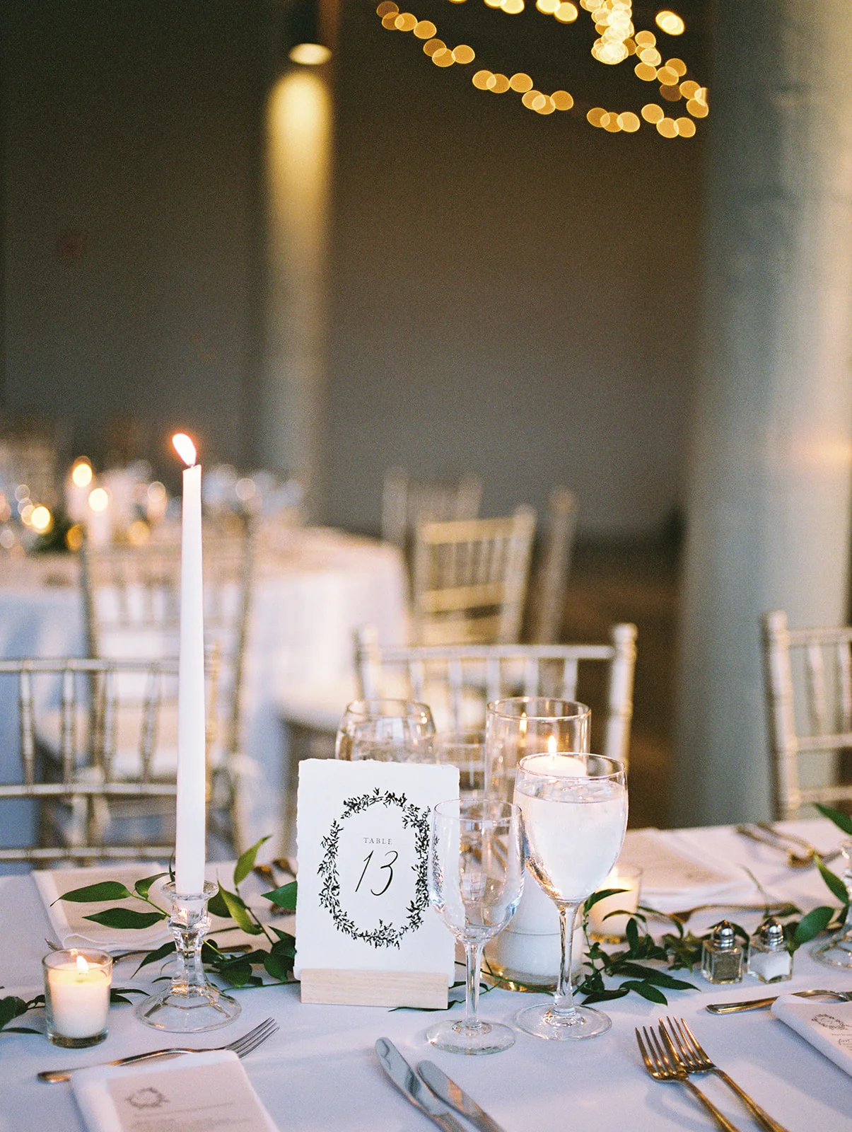 du_soleil_photographie_ettie_luke_FAME_Maken_Studios_Wedding_Reception-37.jpg
