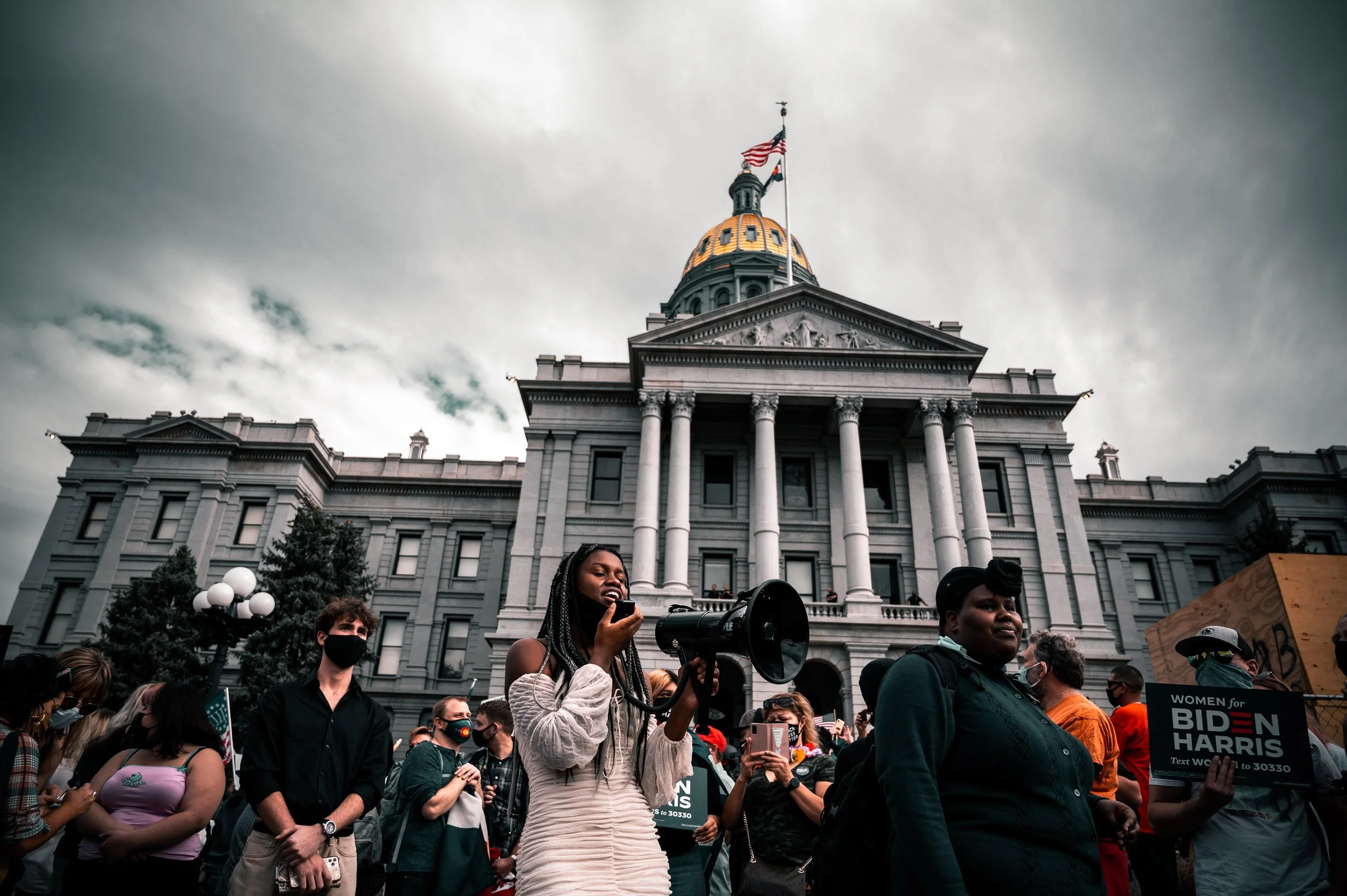 Democrats Positioned to Hold Senate