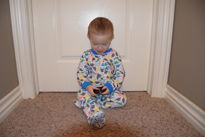 Lens cap bandit. This is a fun toy.