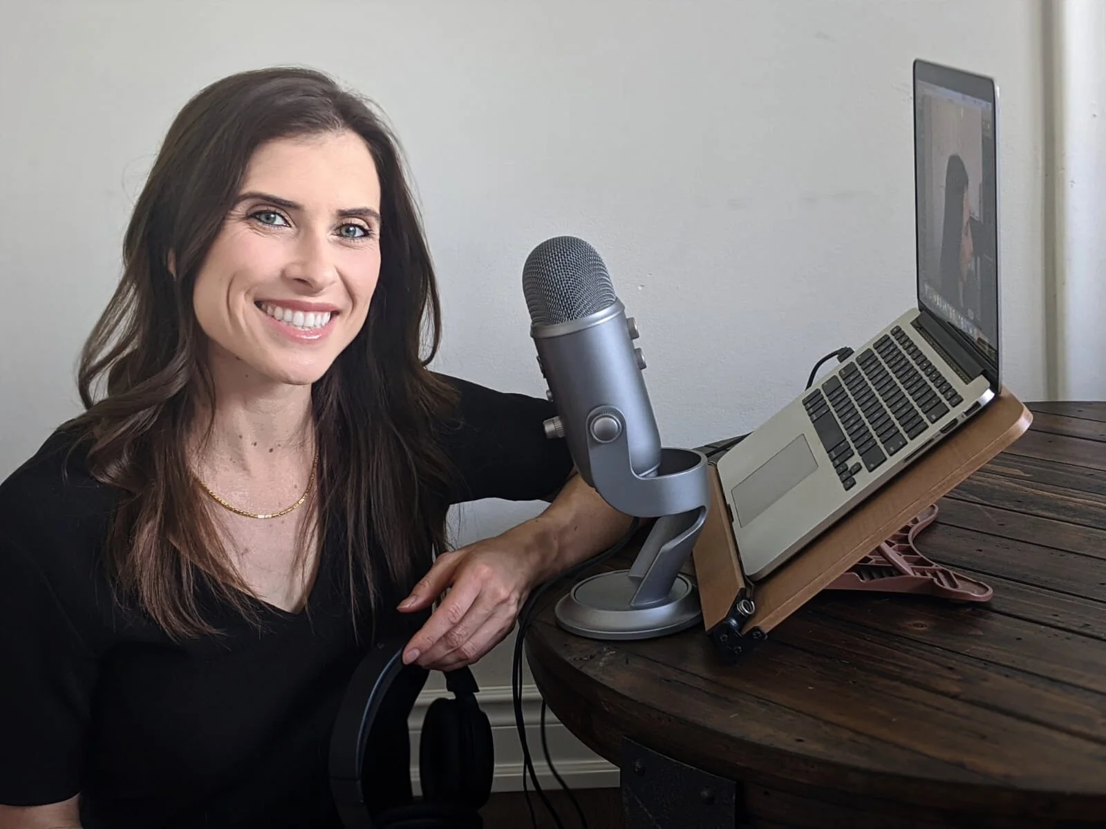 How to Start a Professional Podcast from Scratch...