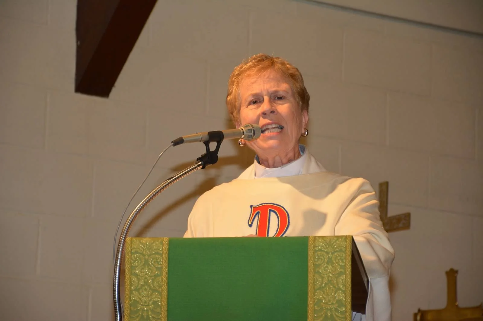 Rev Ana Langerak.jpg