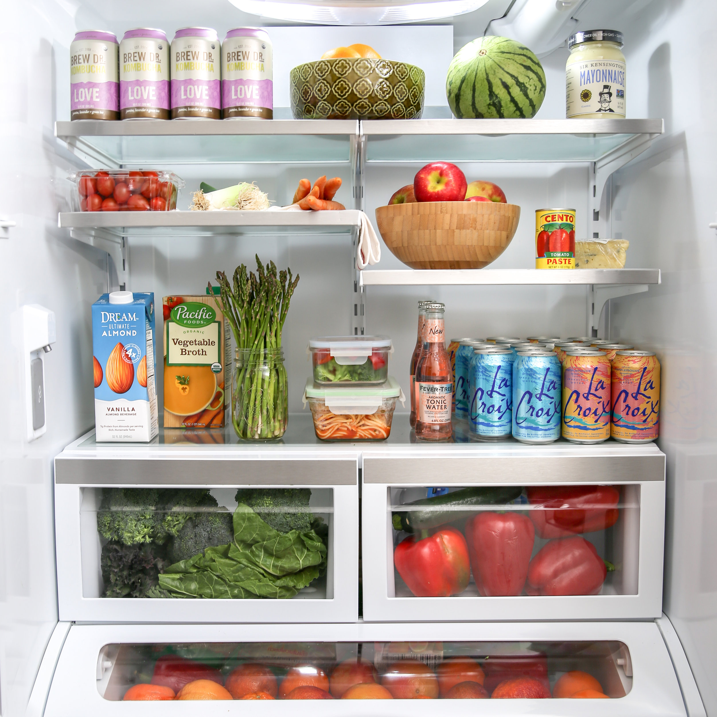 How To Keep Your Fridge Clean And Organized