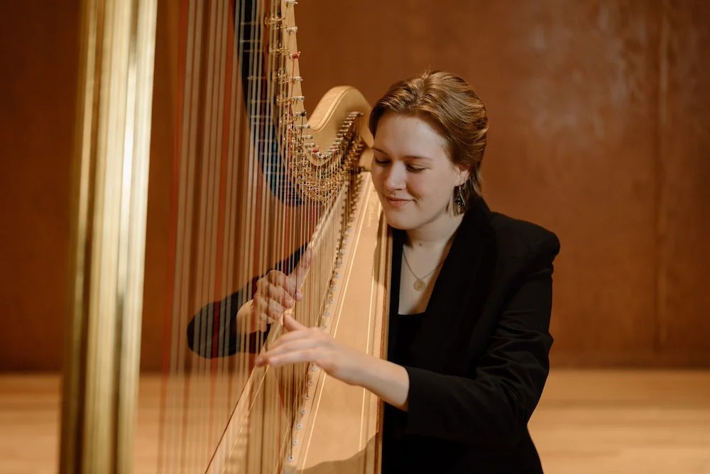 Bløm + Live Harp Pairing