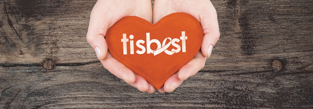 TisBest_Chinook-BC2_Hands-Heart.jpg