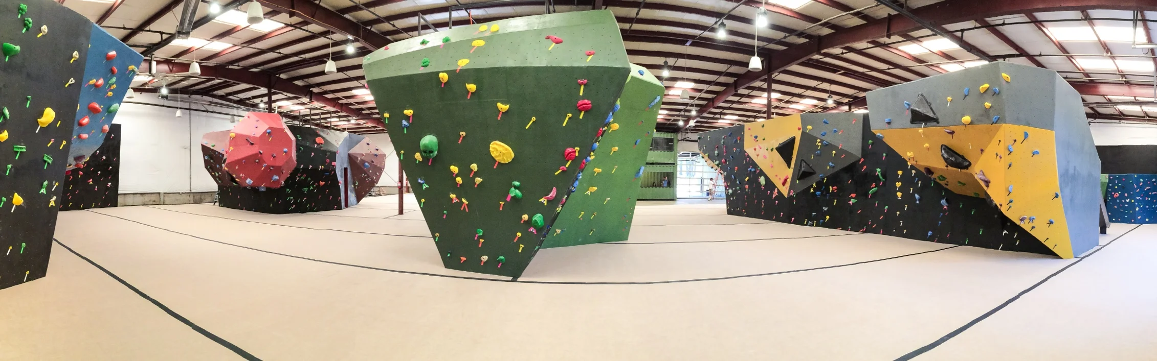 circuit bouldering gym.jpg