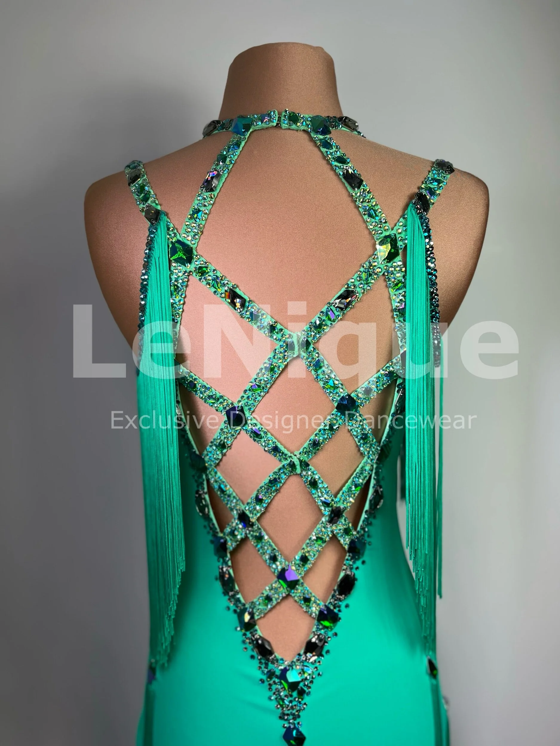 6730DE34-78FD-471C-A0E5-481234F8833E